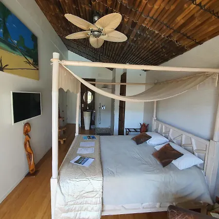 Bora Bora Nocleg ze śniadaniem 4*