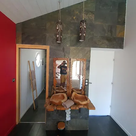 Bora Bora Bed & Breakfast Gujan-Mestras