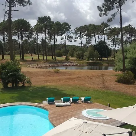 Nocleg ze śniadaniem Bora Bora 4*