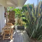 Bora Bora Couette-café 4*