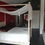 Bed & Breakfast Bora Bora 4*