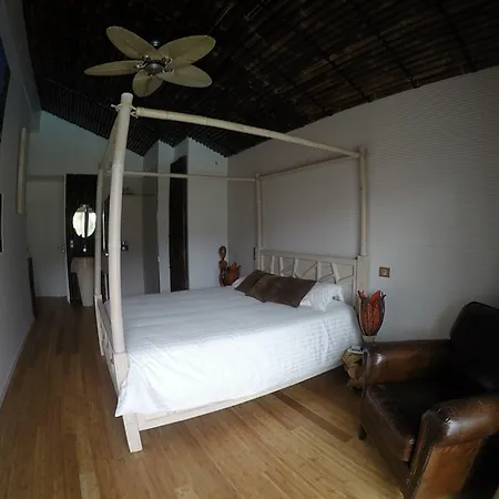 Bed & Breakfast Bora Bora 4*