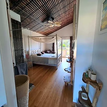 Bed and breakfast Bora Bora 4*