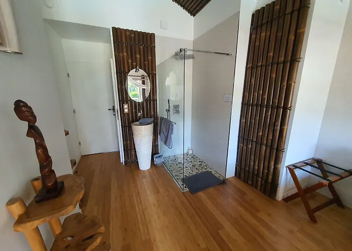 Bora Bora Bed & Breakfast Gujan-Mestras